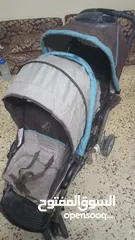  1 عربايه اطفال توئم للبيع بسعر ممتاز  ماركه graco