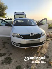  1 سكودا رابيد 2013