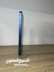  2 iPhone 13 مستخدم