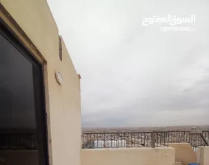  15 شقة فاخرة مع روف فاخر للبيع بسعر مغري
