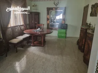  4 للبيع منزل في عراد