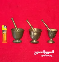  29 (تخفيض السعر) 102 قطعة من نوادر ونواعم النحاسيات و 10 مداليات نحاس. التفاصيل داخل الوصف.