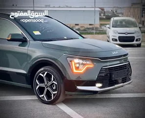 1 كايا نيرو  هايبرد (بنزين+كهرباء ) فل الفل بدون فتحة /2022 يد غيار ماوس