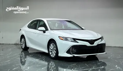  2 Toyota Camry 2020 LE