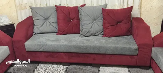  3 كنب تفصيل شبه جديد 9 مقاعد خمري وسكني