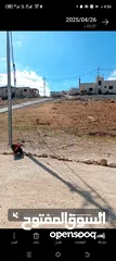  4 قطعه ارض سكنيه واصل كل الخدمات على شارعين