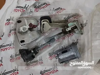  1 كورولا طقم زرافيل كورولا بكمون المجموعه مع بعضهم كامله .  حمالات طمبون امامي كورولا امريكي.