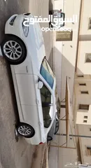  5 بي ام دبليو - ماركة السيارة:bmw نوع السيارة:520i موديل:2013 لون السيارة:ابيض لؤلؤي اللون الداخلي:بيج