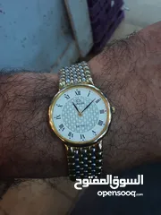  5 ساعه سويسري