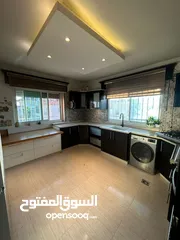  12 روووف للبيع بيتونيا حي السفارات