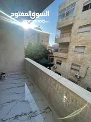  10 شقه فاخره للبيع بسعر حرق في الجندويل 200م طابق أول من المالك مباشره