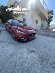  3 سيات ليون أف آر