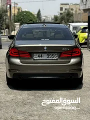  2 BMW 530e 2018