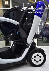  11 Renault Twizy ( 2020 Model ) in White / Blue / Red Color Korean Specs