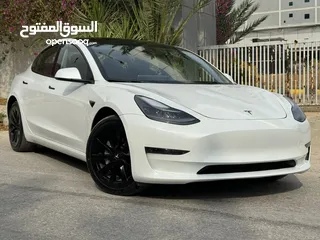 1 Tesla 3 2023