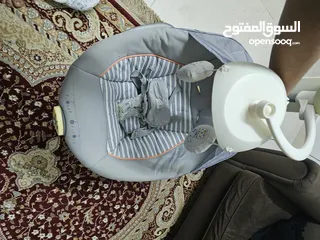  4 كرسي كهربائية