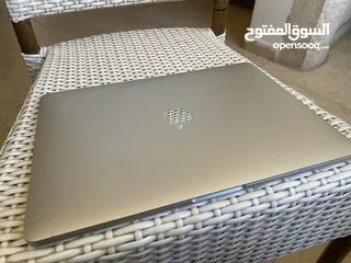  4 MacBook Pro i5 Touch Bar 2019 i5 13.3 8ram 128 ssd like new