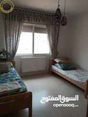  10 شقة مميزة للبيع في أم السماق  - قرب مكة مول طابق اول 200م تشطيب سوبر ديلوكس