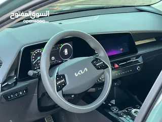  12 كايا نيرو  هايبرد (بنزين+كهرباء ) فل الفل  فتحة سقف  لون مميز اضافات مميزة  2022