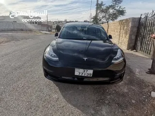  18 tesla model 3 / activation of super charger ,autopilot and autoparking done