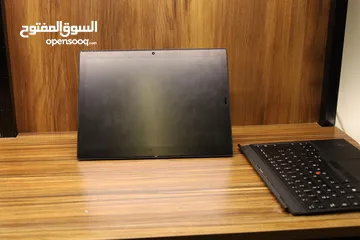  1 لابتوب للبيع جديد وكالة و بسعر مناسب