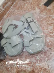  8 ملابس للبيع