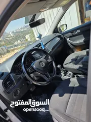  6 سكودا فابيا 2017 للبيع