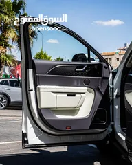  13 HONGQI E-HS9 SUV EV USED 2023