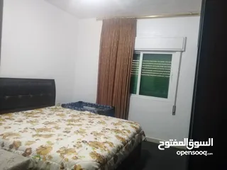  5 شقة للبيع طابق اول  مساحة 137م في ضاحية الامير حسن 3 غرف نوم  الشقة بحالة ممتازة وموقع مخدوم