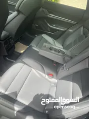  15 Porshe Tycan 4S 2021