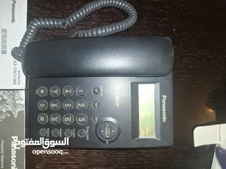 1 تلفون Panasonic لون اسود كاشف للارقام مستعمل وبحالة ممتازة للبيع