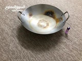  1 صاج للقلي مع صفاي كبيره