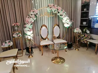  6 كوشة دائرية بتنسيق ورد مميز مع كامل اكسسوراتها