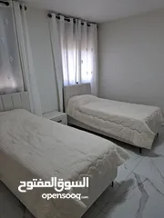  8 الشقة سوبر دولكس لم تسكن من قبل فرش جديد مع المالك مباشرة