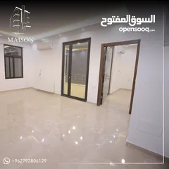  5 فيلا 460 متر لقطة في طريق المطار قرب جامعة الشرق الاوسط