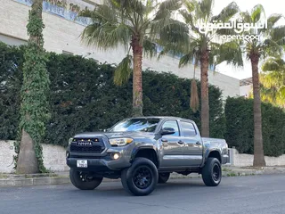  2 Toyota Tacoma 2018 for sale