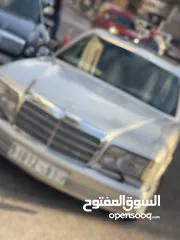  7 Mercedes SE300