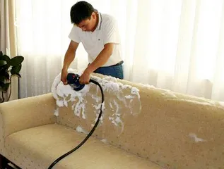  10 muscat house cleaning service. sofa /carpert shempooing and house/ deep cleaning service in muscat