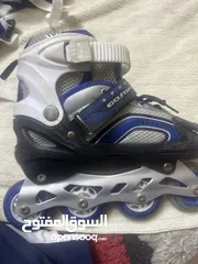  1 سكيت عدد (2) بحال الوكالة حقيبة المنتج تحتوي على: ( سكيت وملحقاته). السعر المذكور للحبة الواحدة.