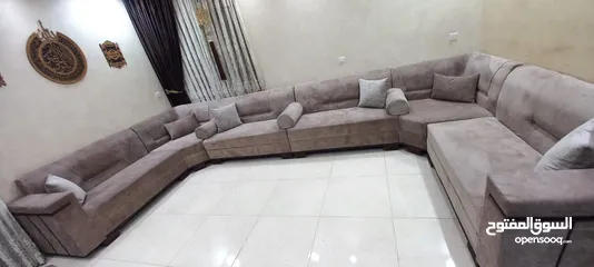  3 طقم كنب أستعمال اسبوعين للبيع بسعر مغري جداً  كامل التفاصيل موجودة داخل الاعلان