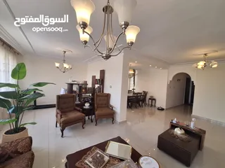  3 طقم صالة كامل للبيع بي 450 دينار اردني (قابل للتفاوض)