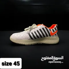  22 احذية سبورت ماركة وكوبي جديده