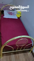  2 سرير نوم مع تعلاكة  لون ذهبي