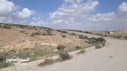  3 أرض للبيع في القسطل من المالك على شارعين ضمن مشروع بوابة عمان تبعد عن جسر 2 كلم