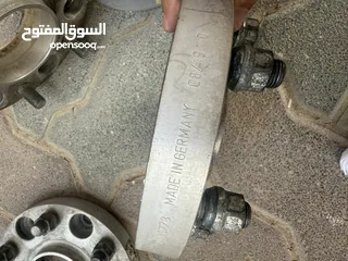 4 للبيع اغراض متنوعه لاغلب السيارات للتواصل واتساب