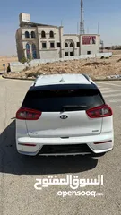  9 كيا نيرو هايبرد موديل 2018 وارد كوريا كلين تايتل فحص كامل.  Kia Niro hybrid 2018 Korean spec.