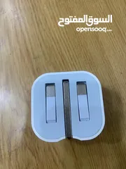  4 عضمه شاحن ايفون اصليه للبيع