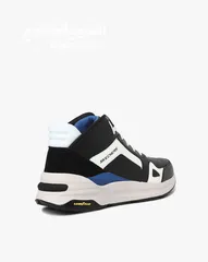  2 Nike/Nike/Nike/Nike/Adidas /skechers