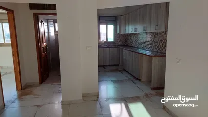  2 شقة للايجار في منطقة دوار بير المحجر الشارع الرئيسي