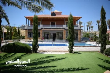  1 مزرعة خاصة مع ارض للبيع